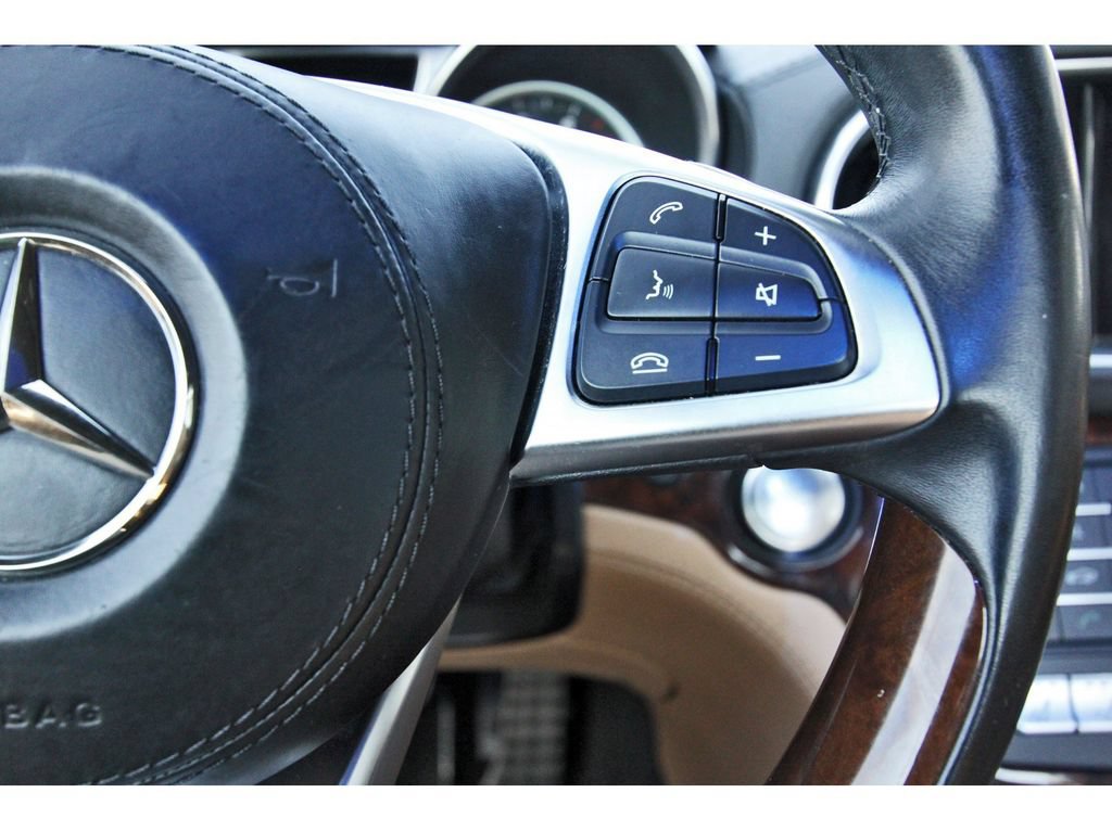 Used 2017 Mercedes-Benz SL 550 image 19