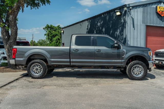 Used 2018 Ford F350 Lariat w/ Lariat Ultimate Package AWD/4WD image 7