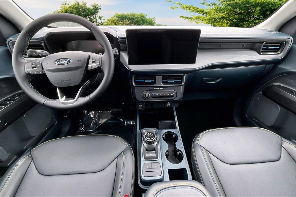 New 2026 Ford Maverick Lobo image 5