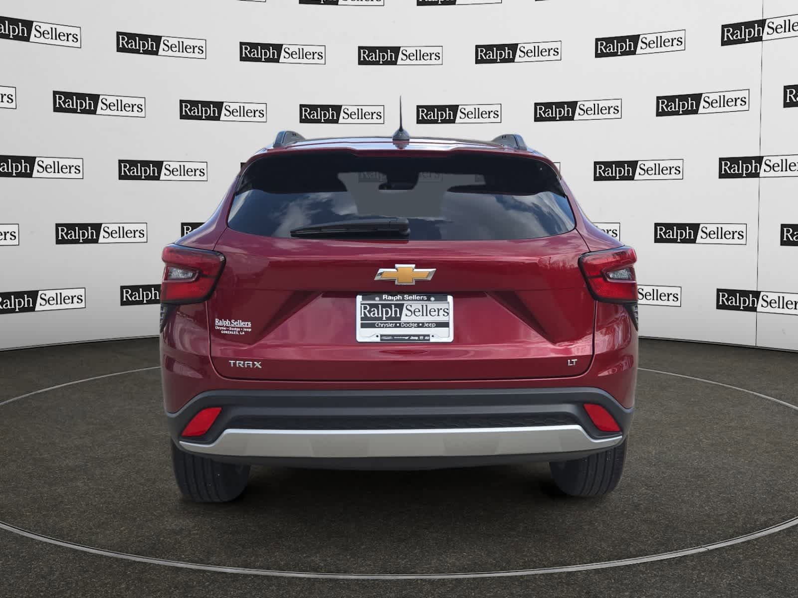 Used 2025 Chevrolet Trax LT w/ LT Convenience Package image 5