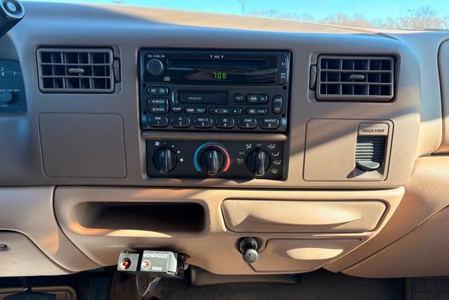 Used 1999 Ford F350 Lariat image 37