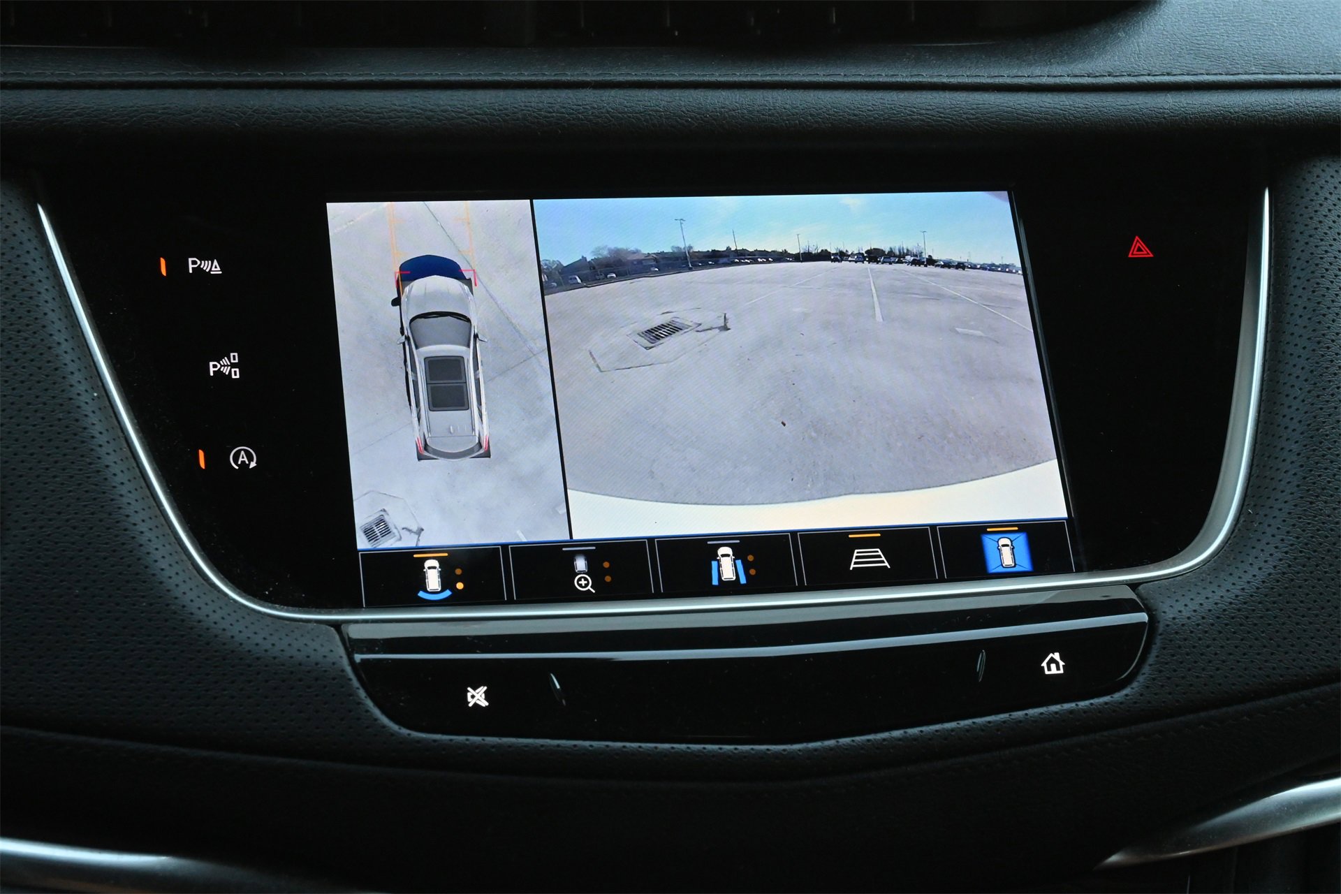 Used 2024 Cadillac XT5 Premium Luxury w/ Technology Package image 13