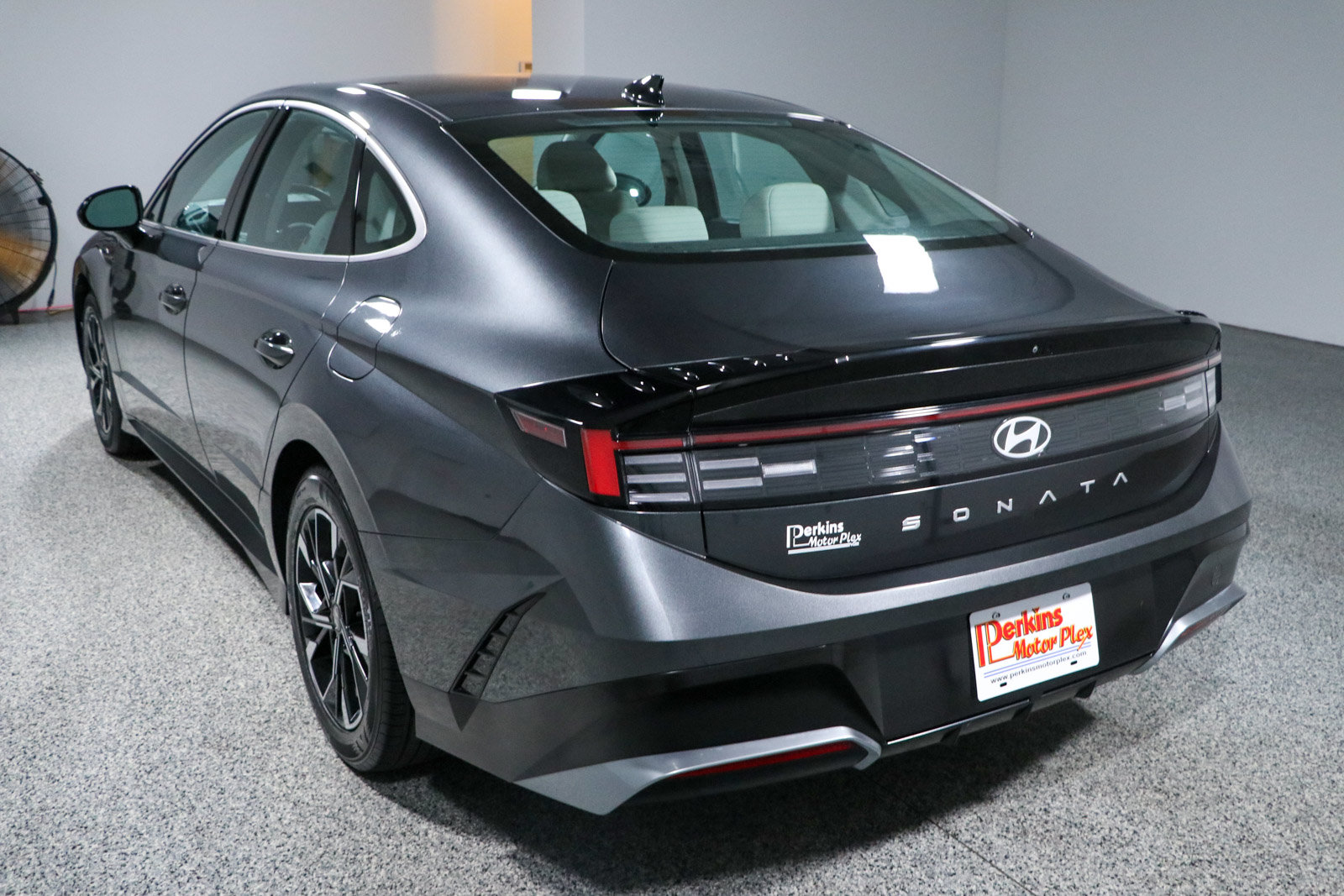 Used 2024 Hyundai Sonata SEL FWD image 9