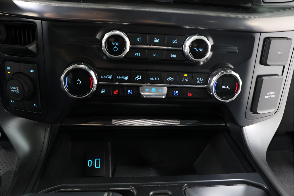 Used 2024 Ford F150 Lariat AWD/4WD image 10