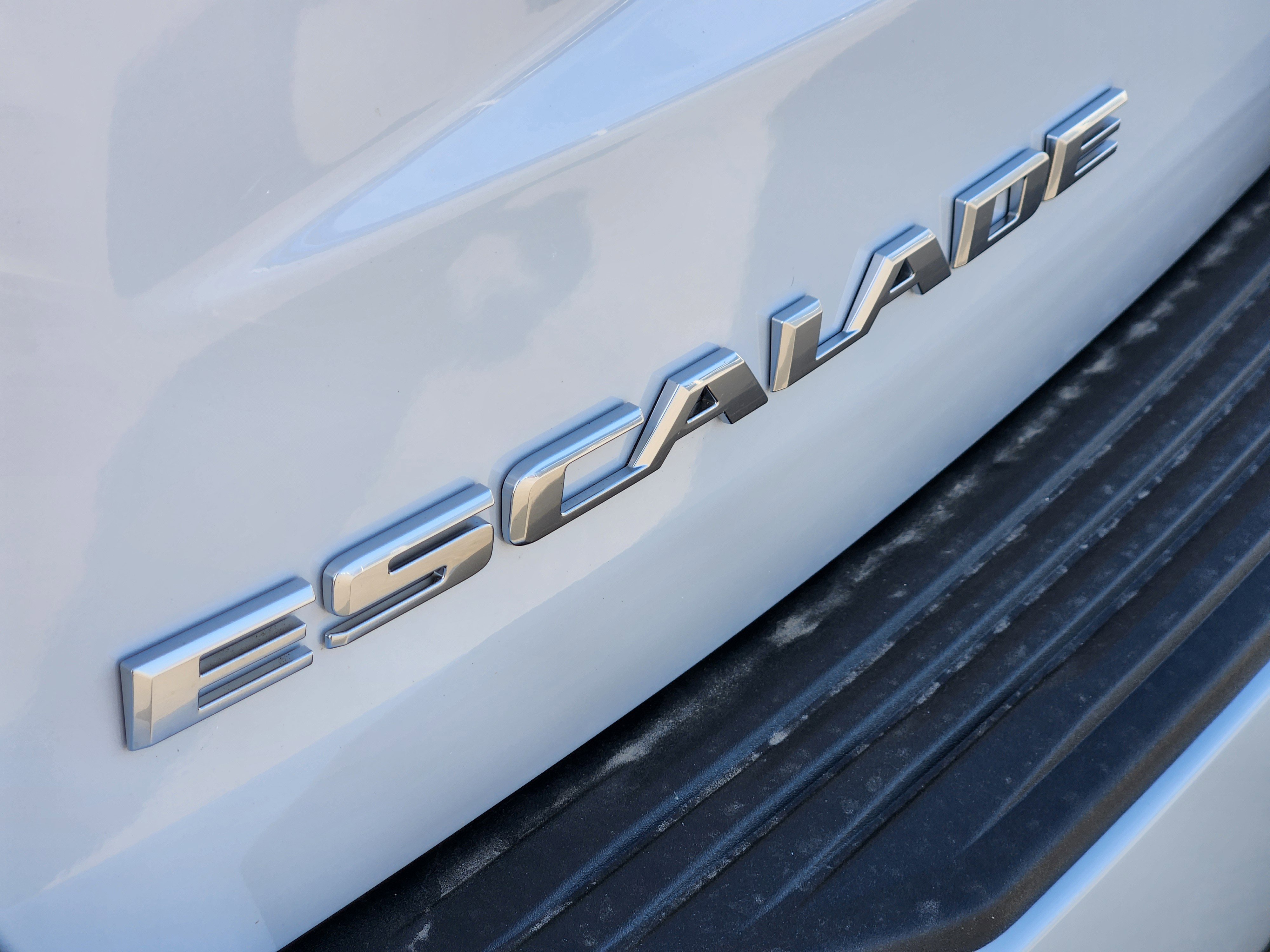 New 2026 Cadillac Escalade ESV Luxury w/ Touring Package image 7