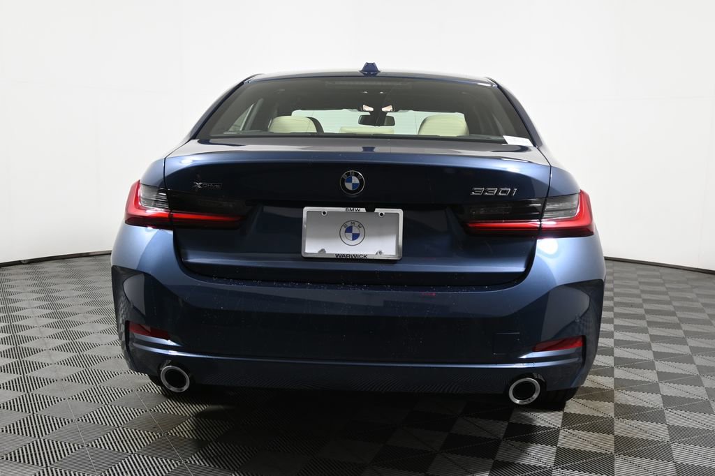 Used 2026 BMW 330i xDrive Sedan w/ Convenience Package image 6