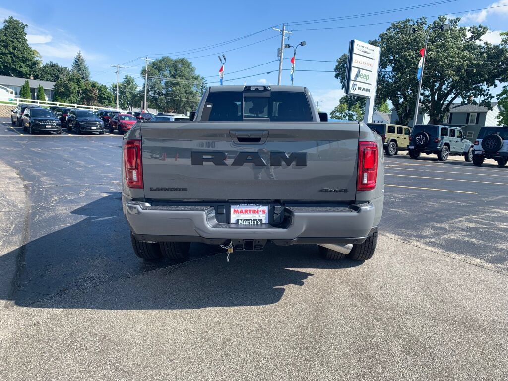 New 2027 RAM 3500 Laramie w/ Night Edition AWD/4WD image 4