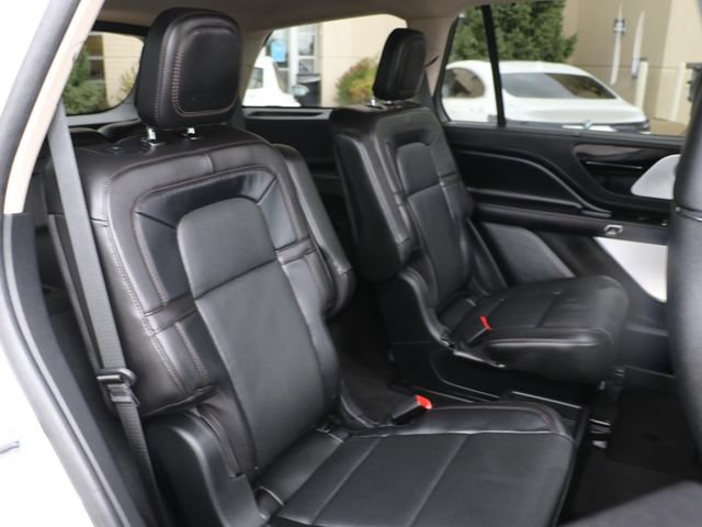 Used 2024 Lincoln Aviator Reserve w/ Equipment Group 201A AWD/4WD image 13
