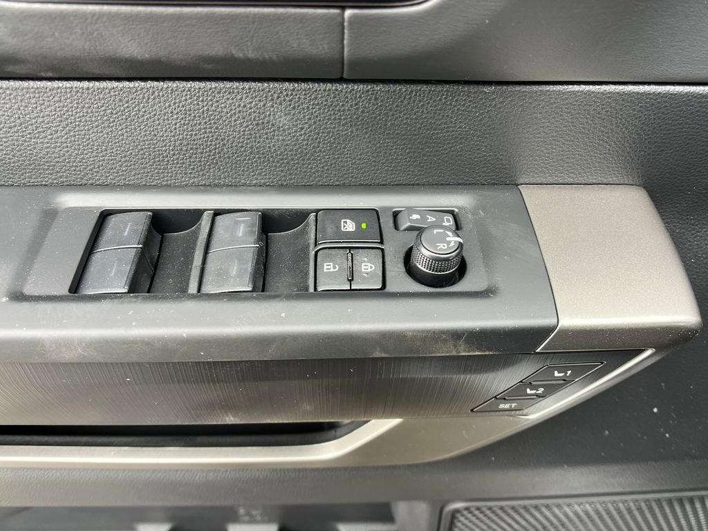New 2026 Toyota Tundra Platinum AWD/4WD image 12