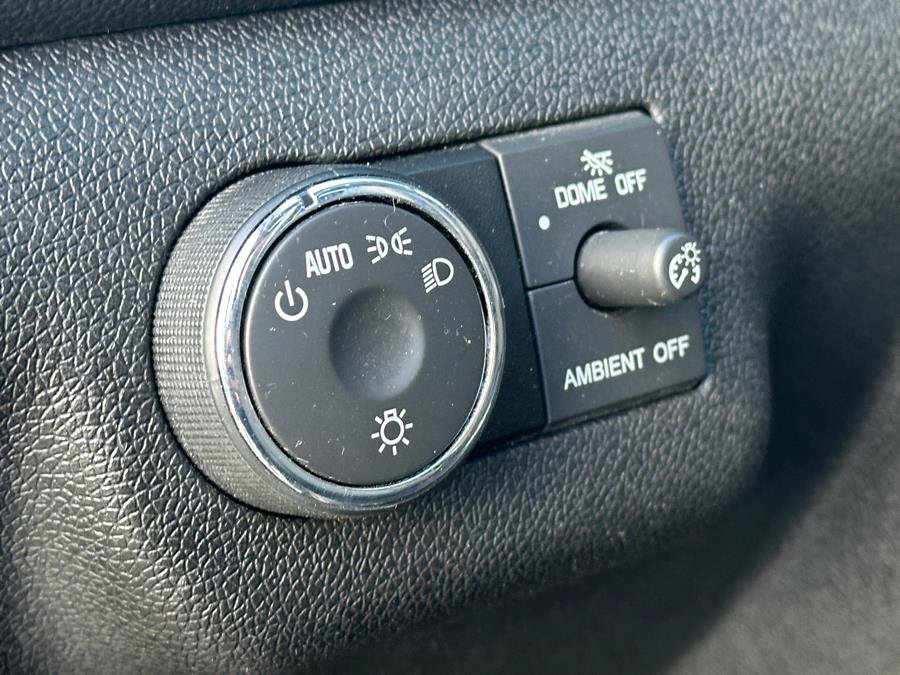 Used 2017 Buick Enclave Premium w/ Experience Buick Package AWD/4WD image 15