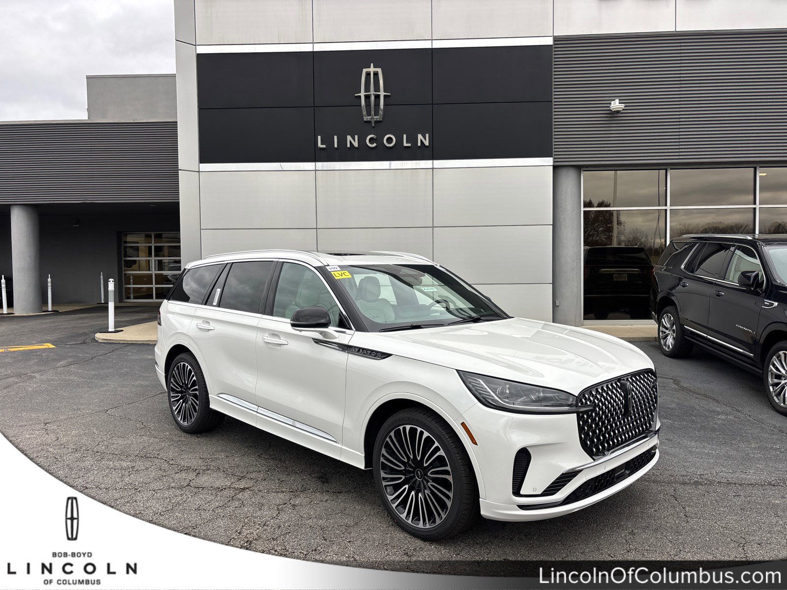 New 2026 Lincoln Aviator Black Label w/ Dynamic Handling Package