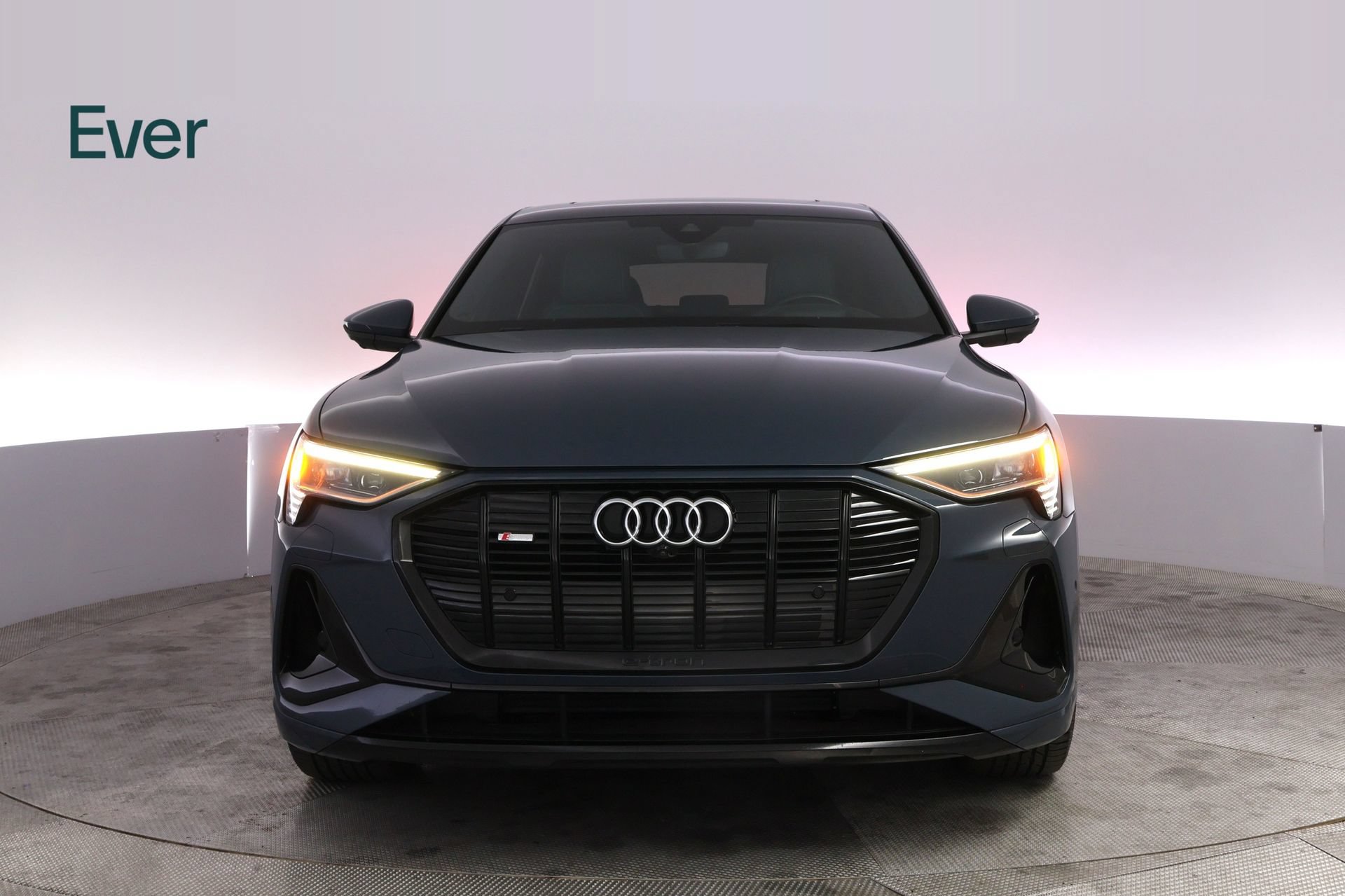Used 2022 Audi e-tron Prestige AWD/4WD image 12
