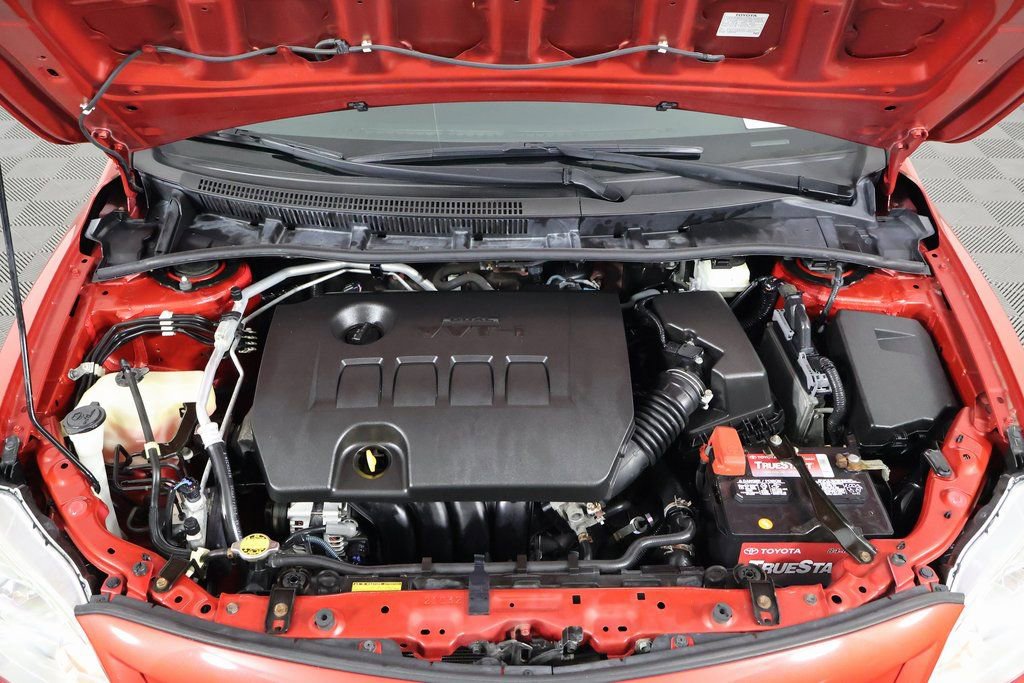 Used 2013 Toyota Corolla LE image 15