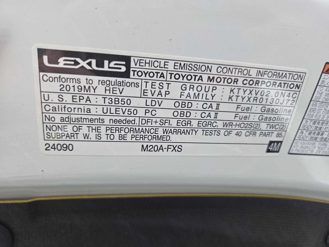Used 2019 Lexus UX 250h w/ Premium Package AWD/4WD image 31