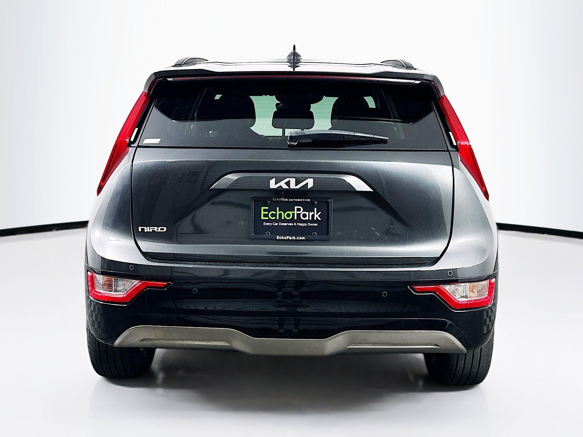 Used 2023 Kia Niro Wind w/ Wind Preserve Package FWD image 7