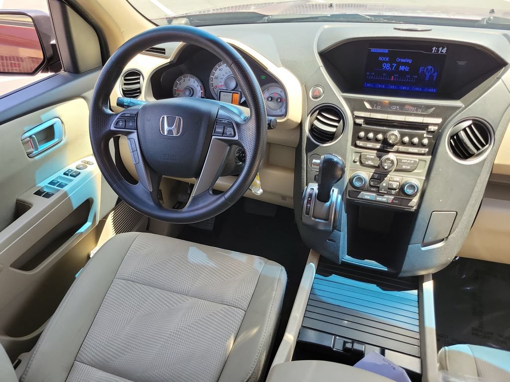 Used 2015 Honda Pilot LX image 11