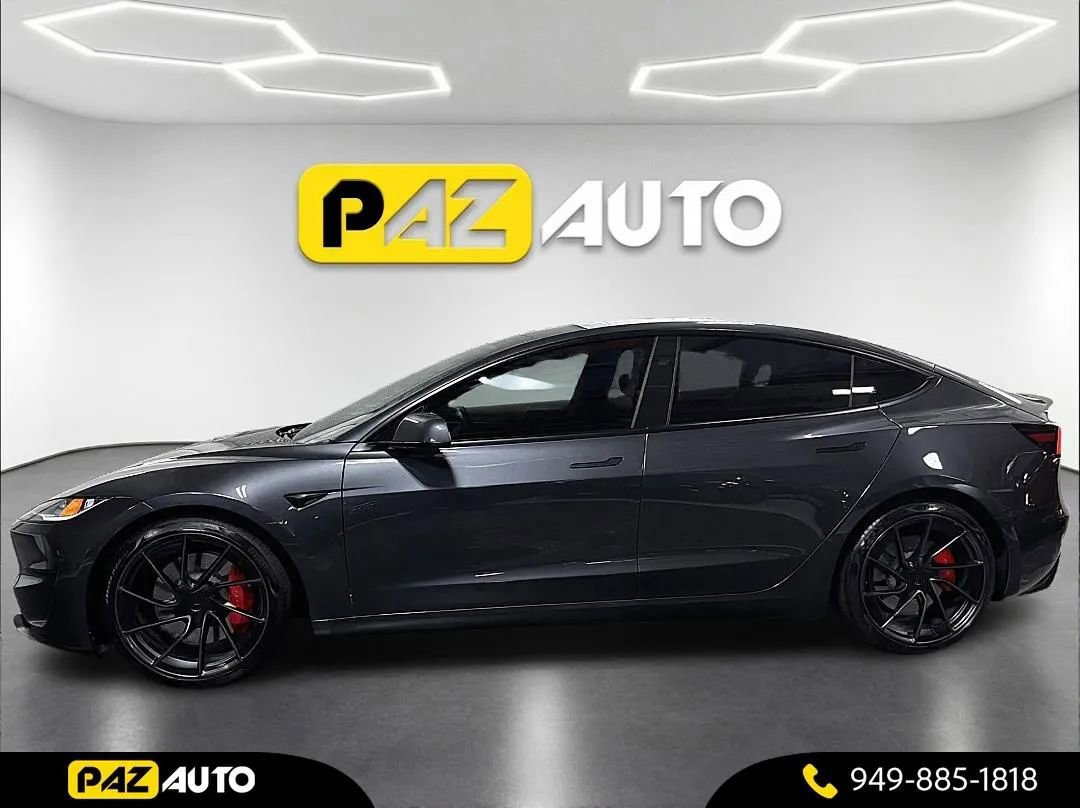 Used 2024 Tesla Model 3 Performance image 2