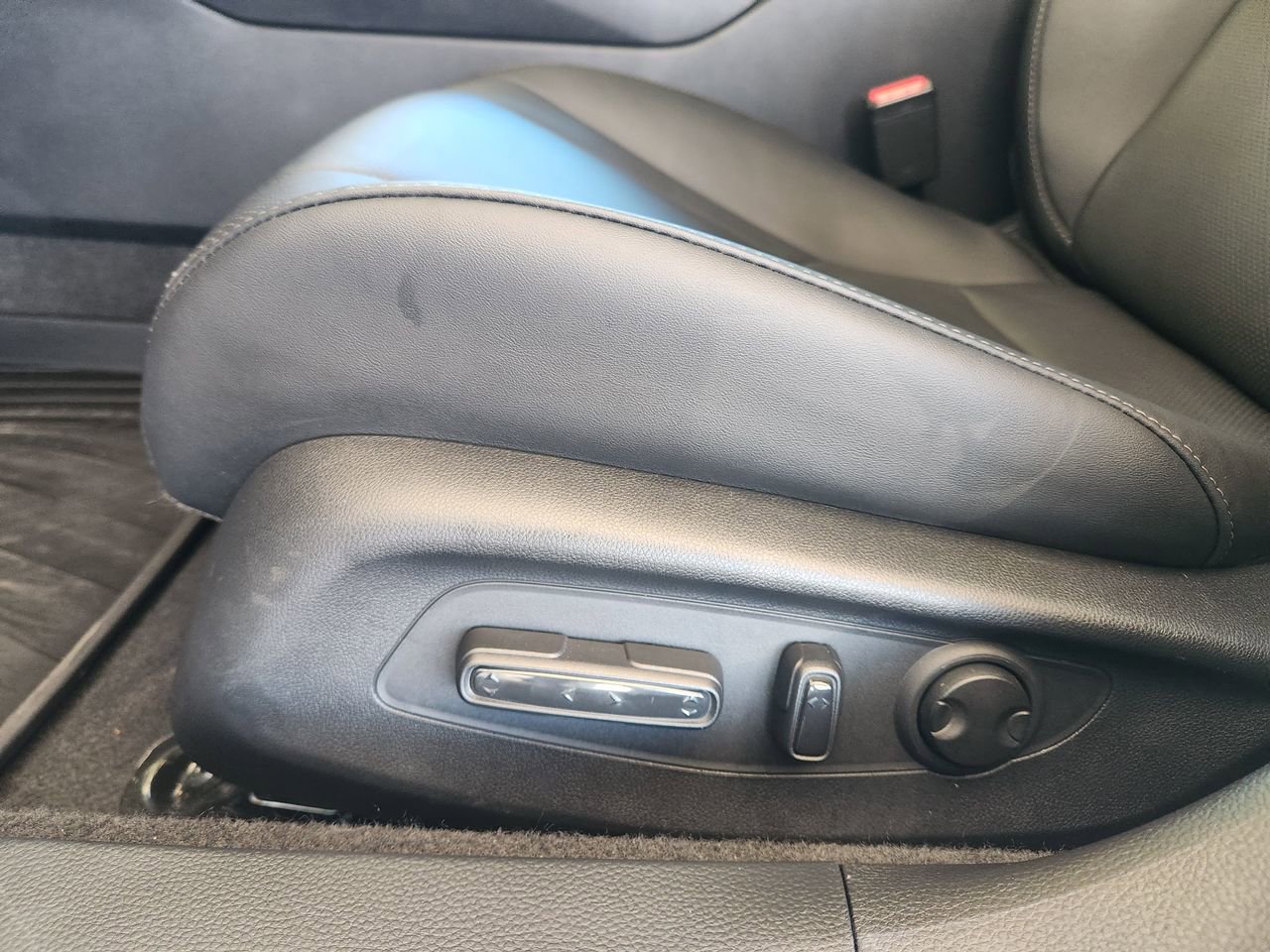 Certified 2025 Honda Accord Sport image 23