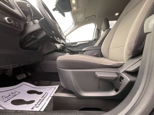 Used 2022 Ford Escape SE w/ Cold Weather Package AWD/4WD image 13