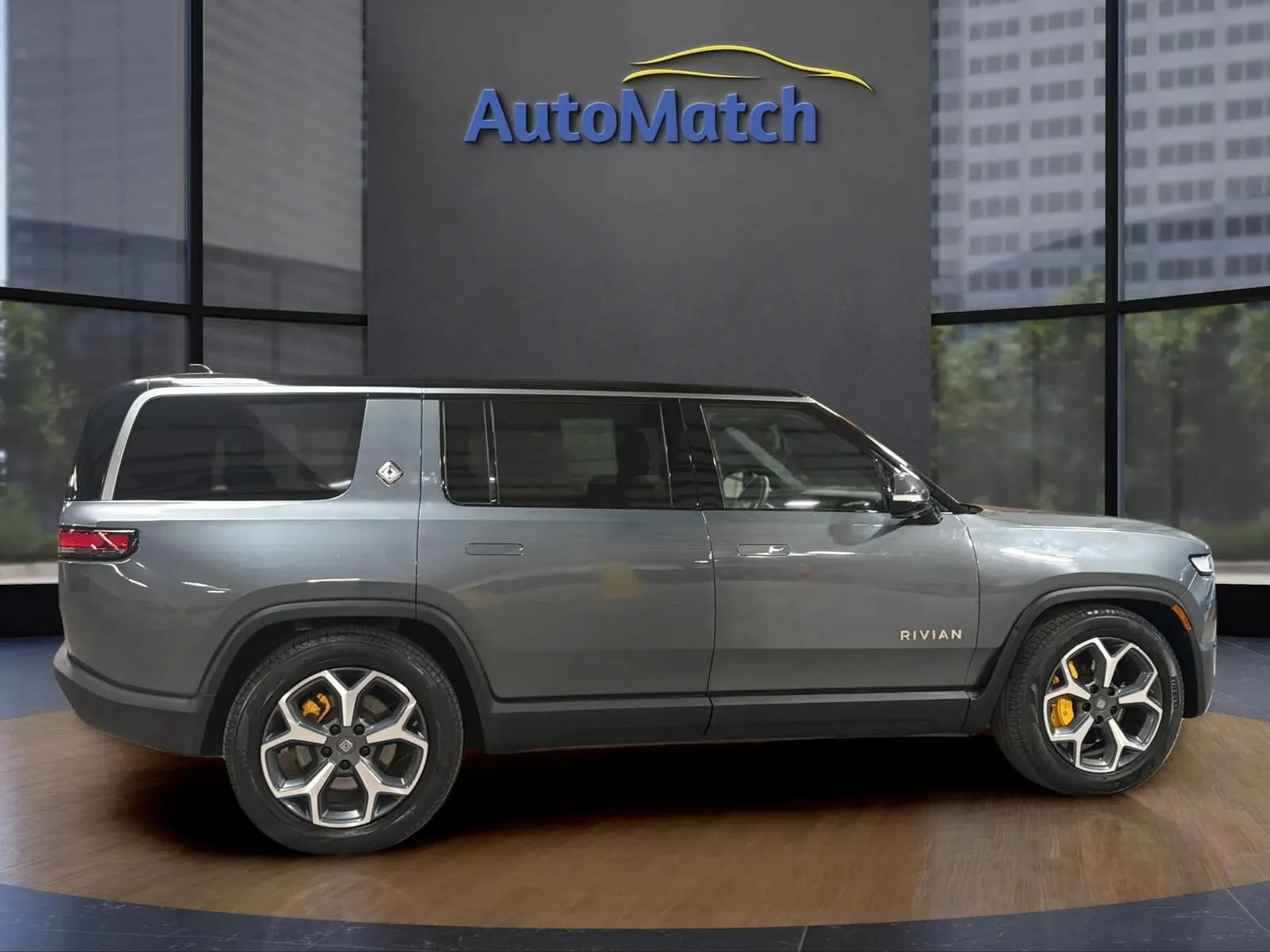Used 2022 Rivian R1S Launch Edition Quad AWD/4WD image 11