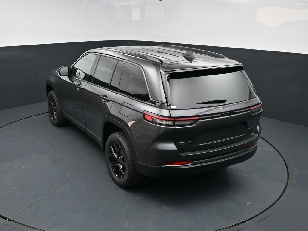 New 2026 Jeep Grand Cherokee Altitude AWD/4WD image 20