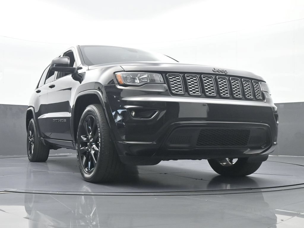 Used 2020 Jeep Grand Cherokee Altitude RWD image 64