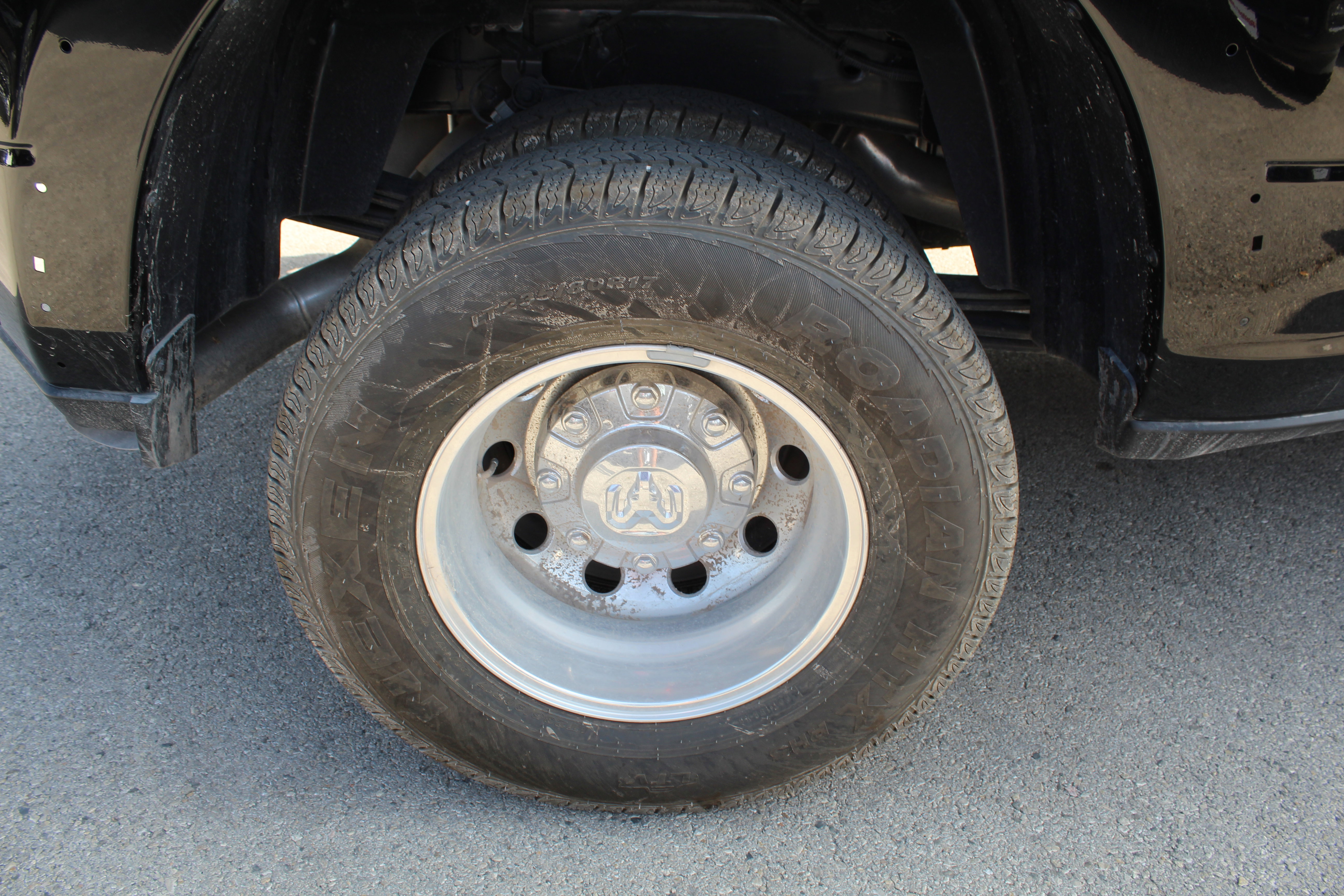 New 2025 RAM 3500 Limited image 5