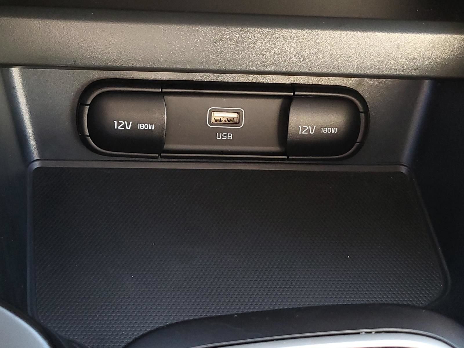 Used 2024 Kia Soul LX w/ Option Group 015 FWD image 24