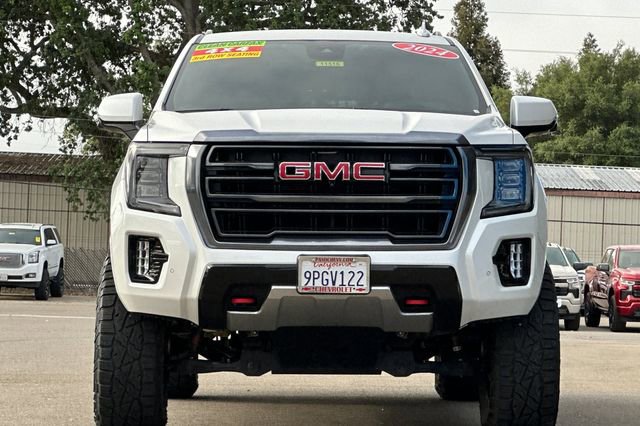 Used 2024 GMC Yukon XL AT4 w/ Technology Package AWD/4WD image 12
