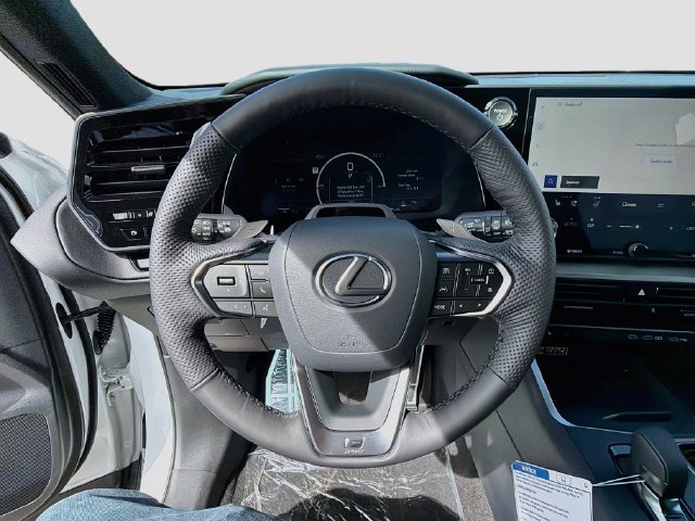 New 2026 Lexus TX 500h AWD w/ Technology Package image 41