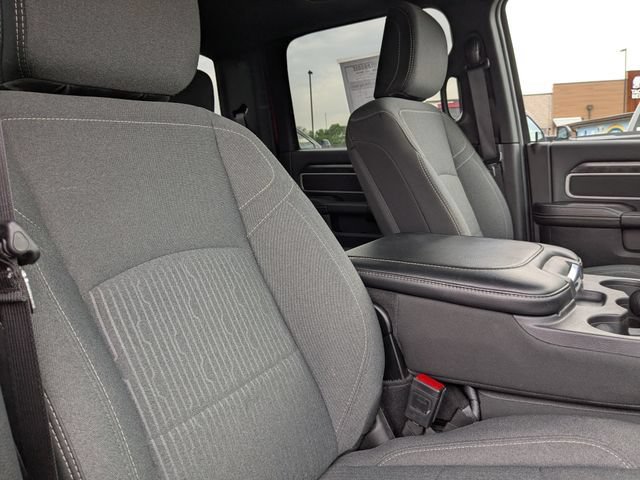 Used 2024 RAM 2500 Big Horn w/ Night Edition AWD/4WD image 13