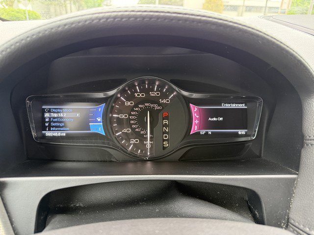 Used 2013 Lincoln MKX FWD image 19