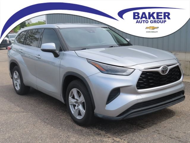 Used 2021 Toyota Highlander L FWD image 1