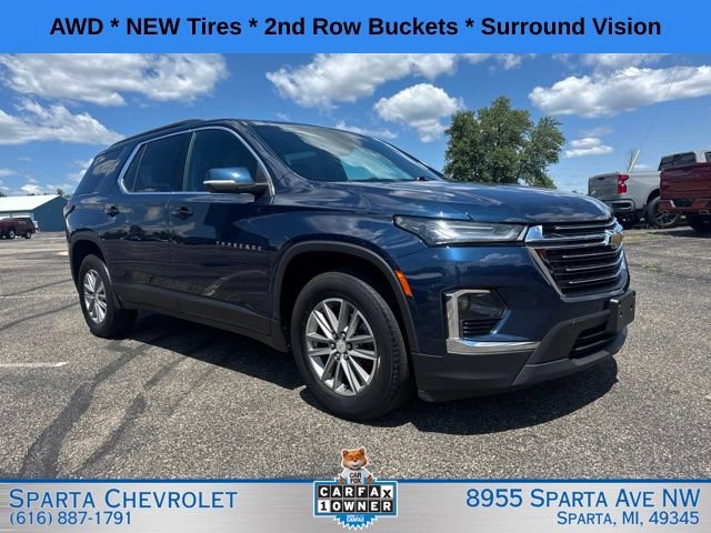 Used 2023 Chevrolet Traverse LT w/ Rear Camera Mirror Package
