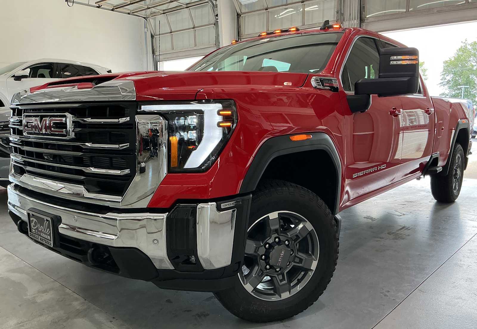 New 2026 GMC Sierra 3500 SLE w/ SLE Value Package image 3
