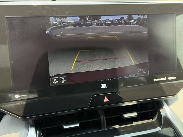 Used 2021 Toyota Venza XLE w/ Softex Package AWD/4WD image 18