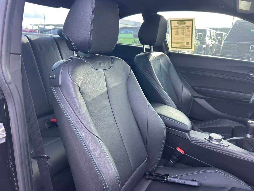 Used 2018 BMW M2 RWD image 22