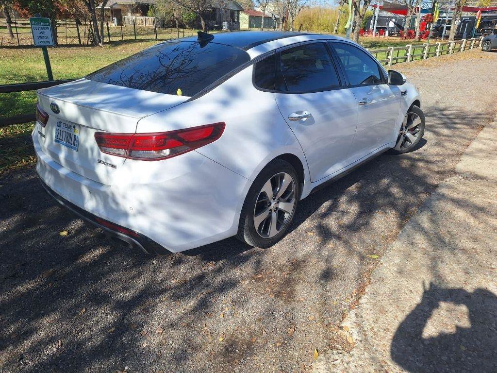 Used 2017 Kia Optima SX w/ Launch Edition Package image 2