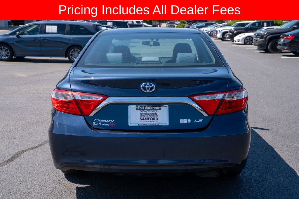 Used 2017 Toyota Camry LE FWD image 4
