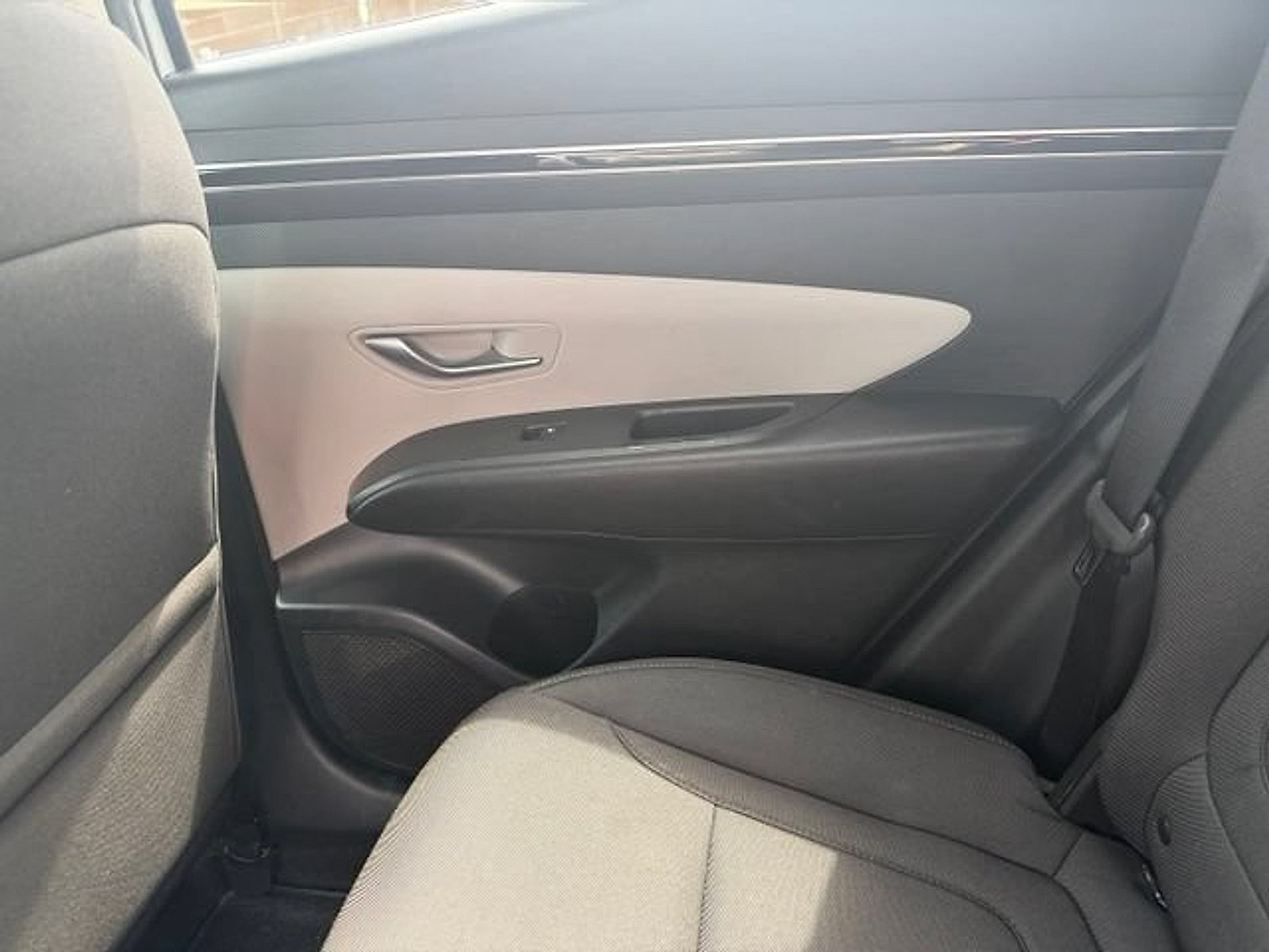 Used 2022 Hyundai Tucson SEL AWD/4WD image 16