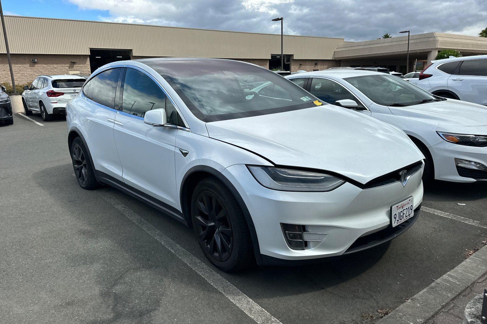 Used 2021 Tesla Model X Long Range AWD/4WD image 2