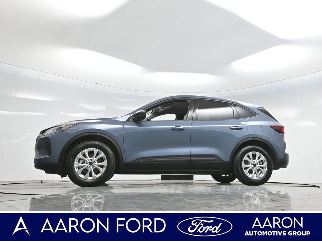Used 2025 Ford Escape Active image 3