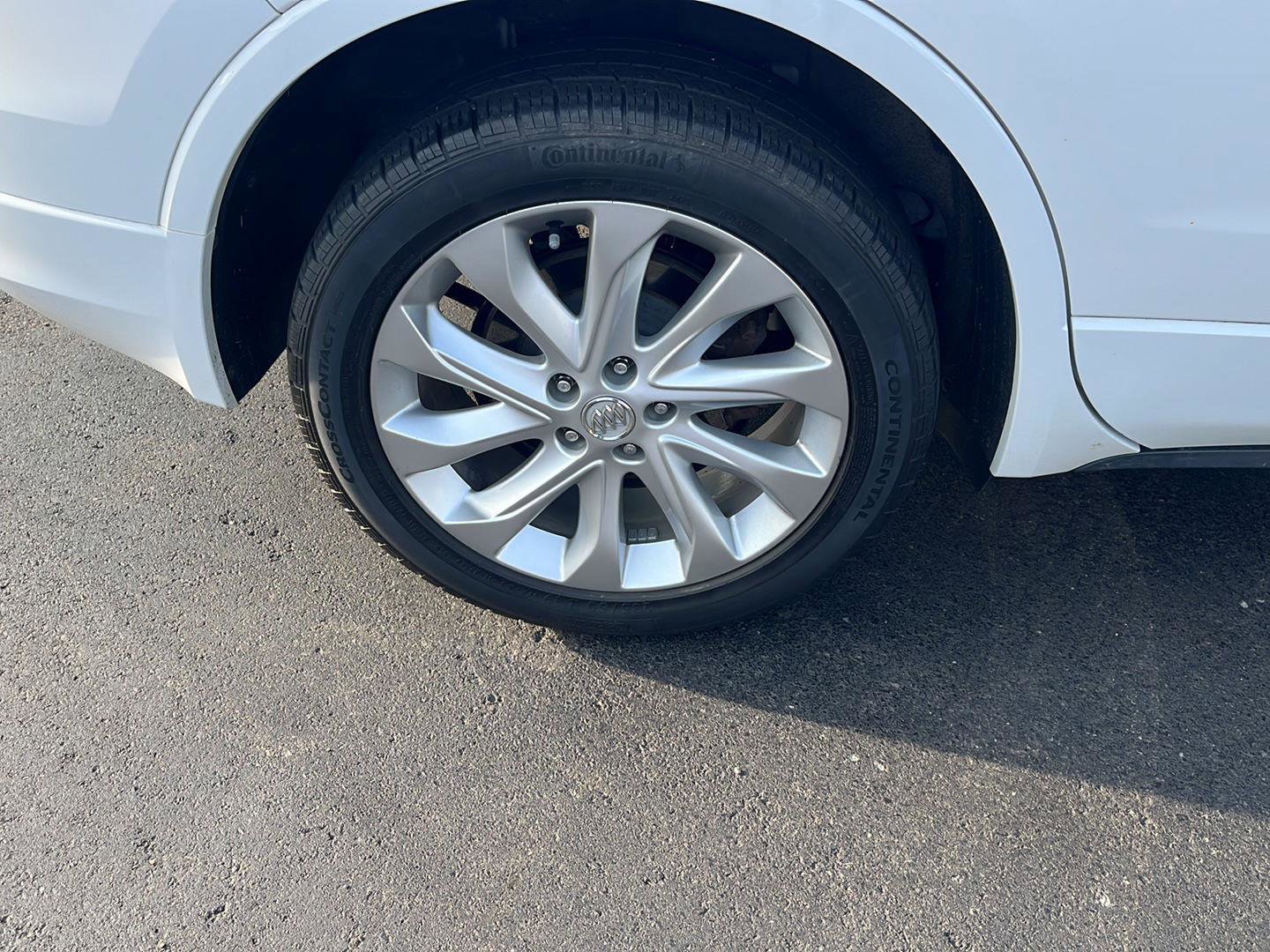 Used 2017 Buick Envision Premium w/ LPO, Cargo Package image 32