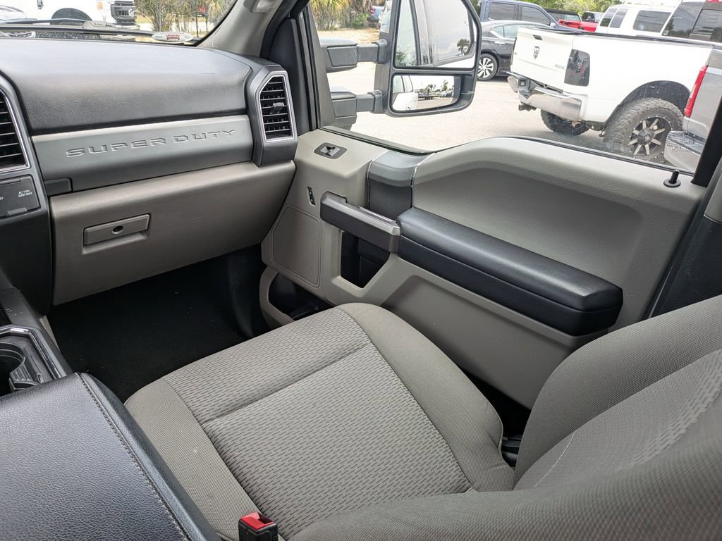 Used 2021 Ford F250 XLT w/ XLT Premium Package AWD/4WD image 18