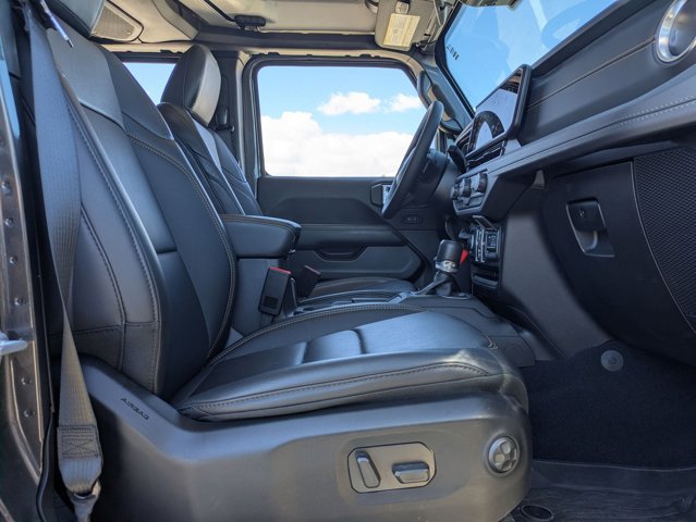 Used 2025 Jeep Gladiator Sport image 16