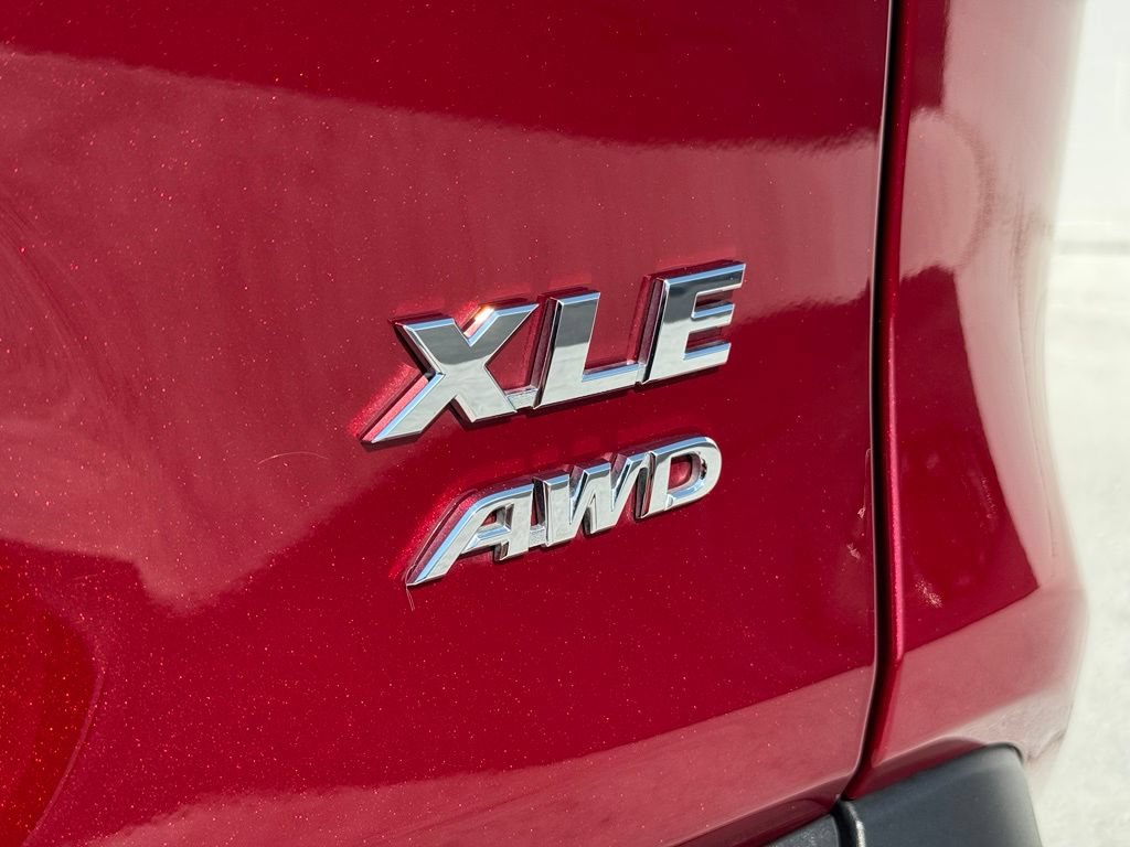 Used 2025 Toyota RAV4 XLE Premium w/ Weather Package AWD/4WD image 16