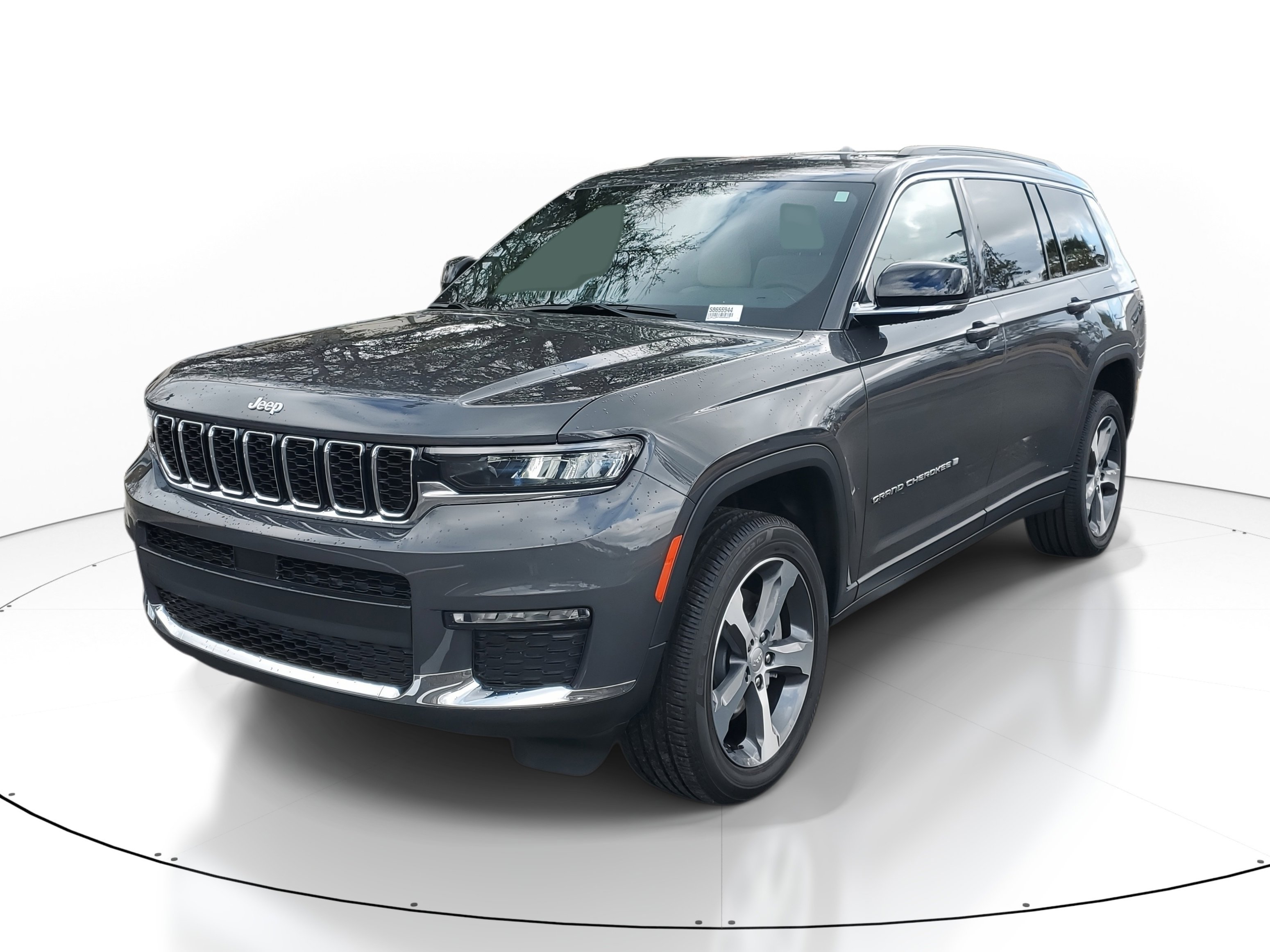 Used 2025 Jeep Grand Cherokee L Limited image 2