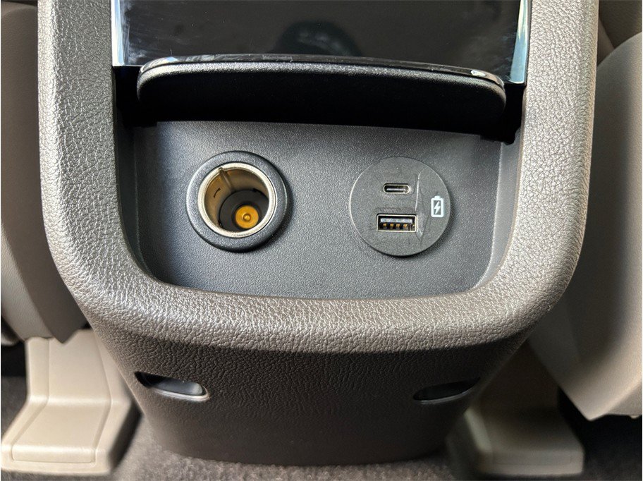 Used 2022 Lincoln Nautilus FWD image 39