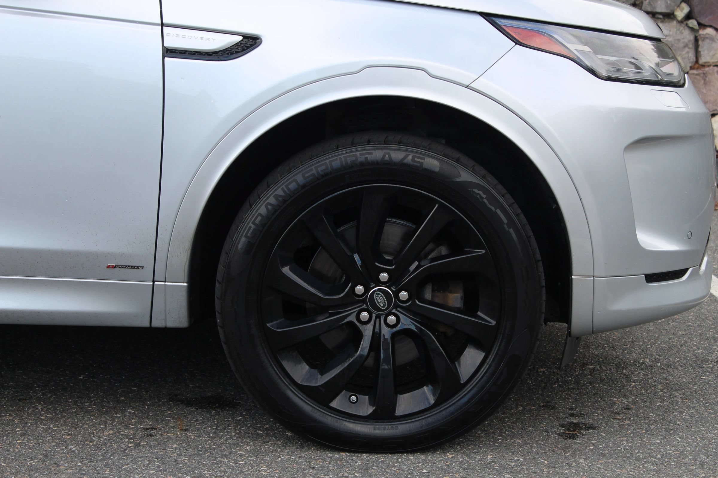 Used 2020 Land Rover Discovery Sport HSE R-Dynamic AWD/4WD image 33