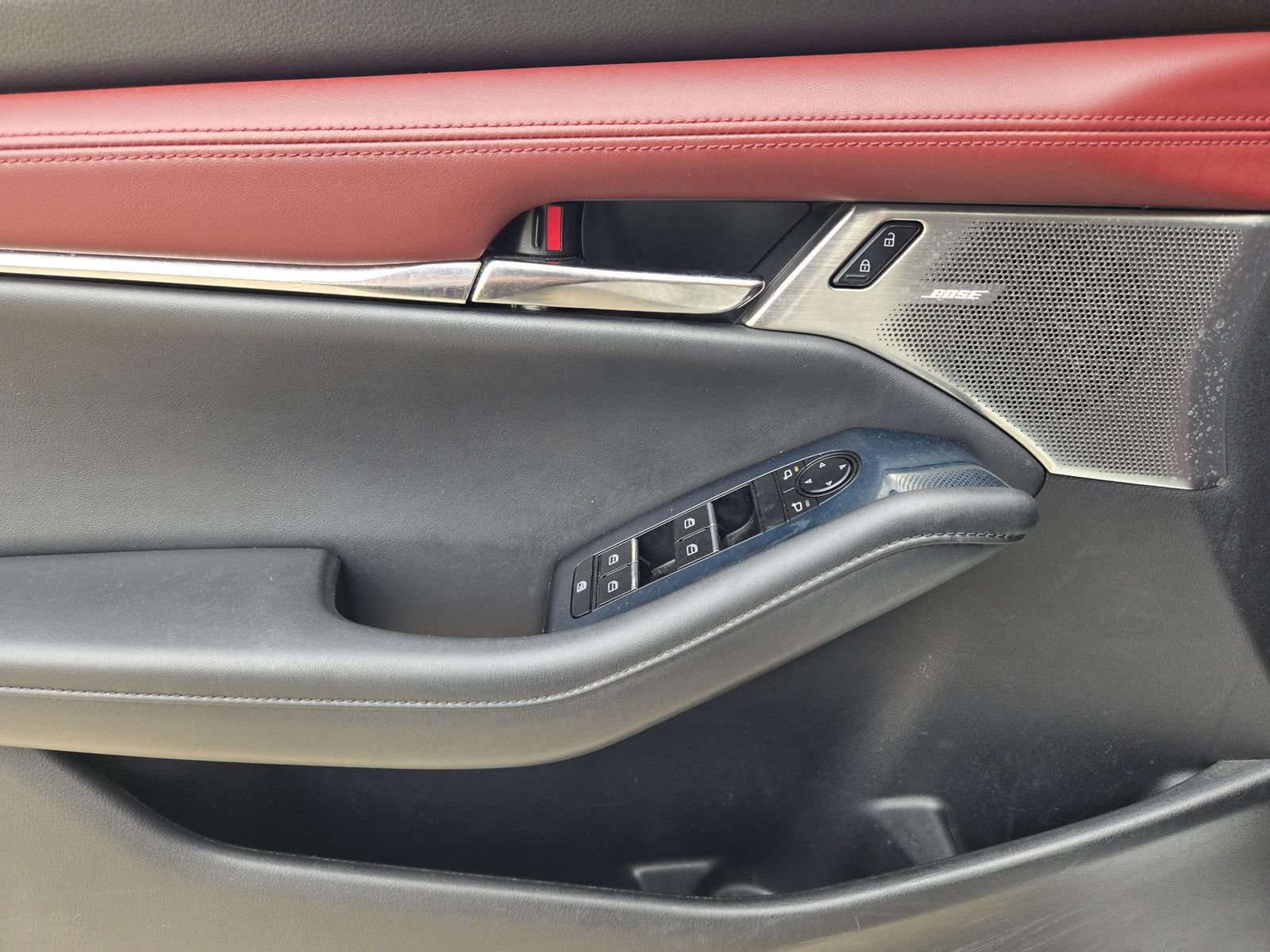 Used 2019 MAZDA MAZDA3 Hatchback w/ Premium Package FWD image 22